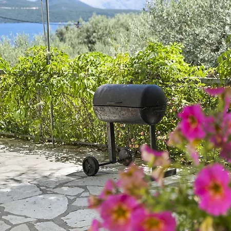 Apartamento Tasoula With Garden View Nikiana