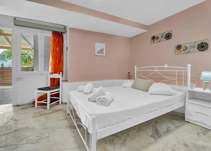 Tasoula With Garden View Apartmán *